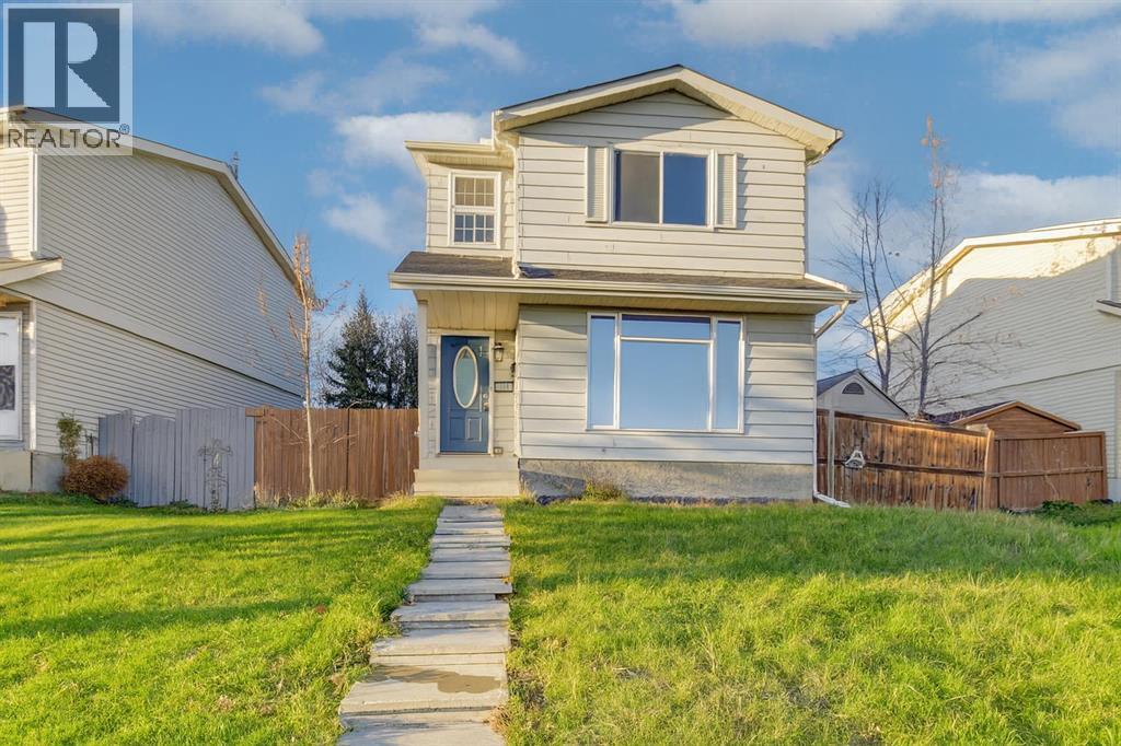 Single Family House for Sale in  Erin Woods Drive SE Erin Woods Calgary 