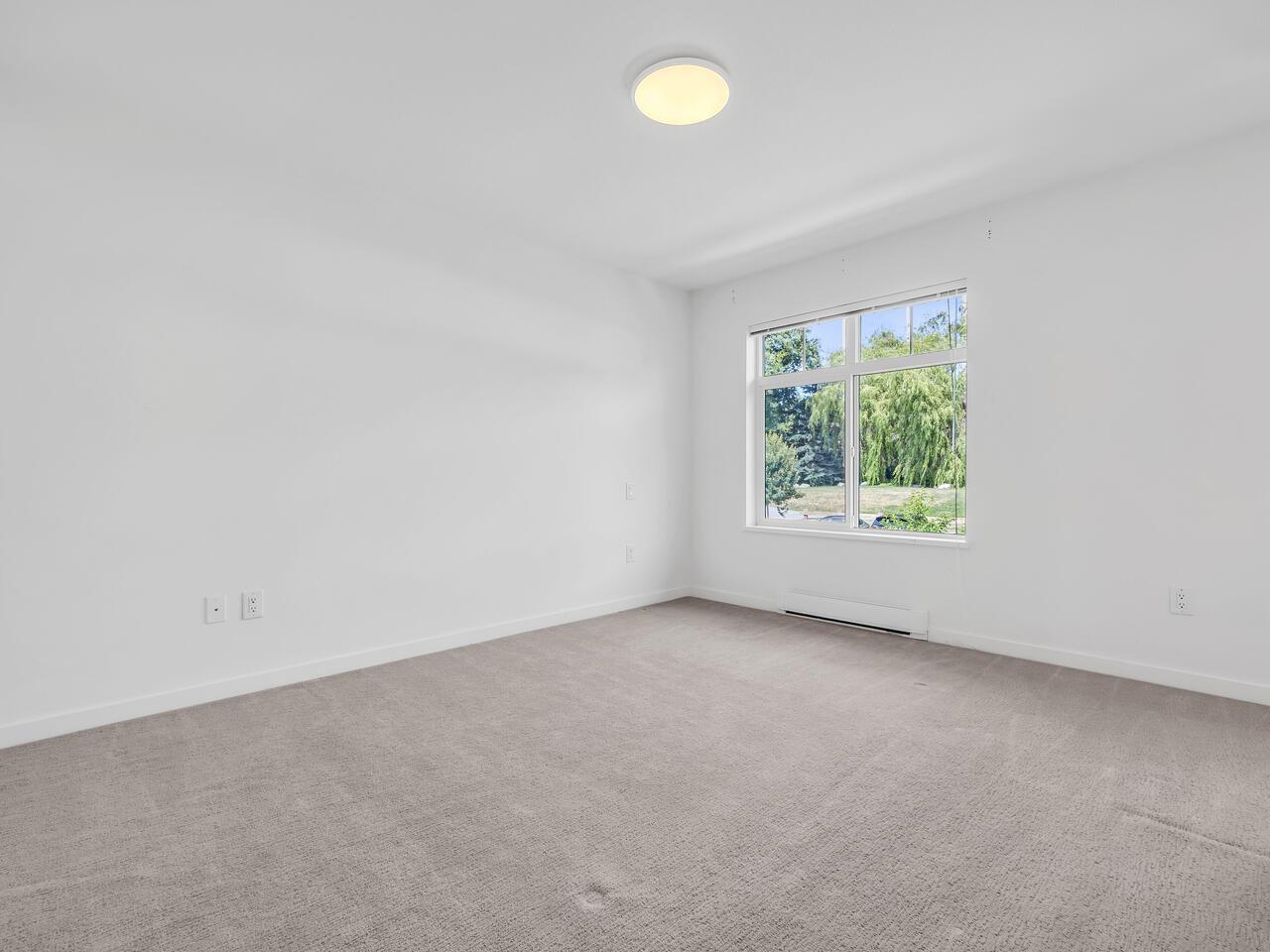 Photo 20 of 54 15255 Sitka Drive, Surrey BC