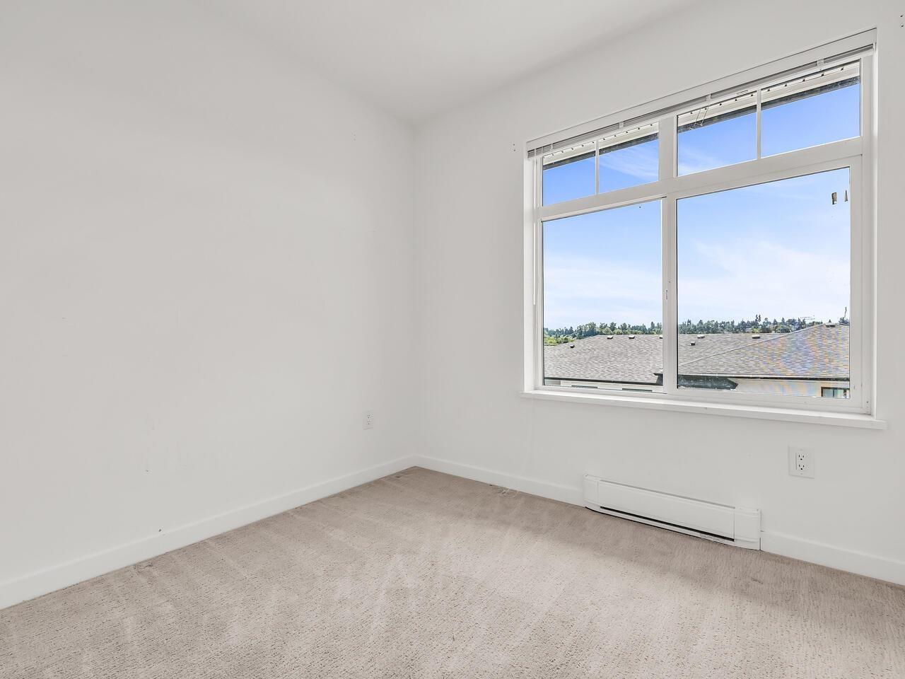 Photo 22 of 54 15255 Sitka Drive, Surrey BC