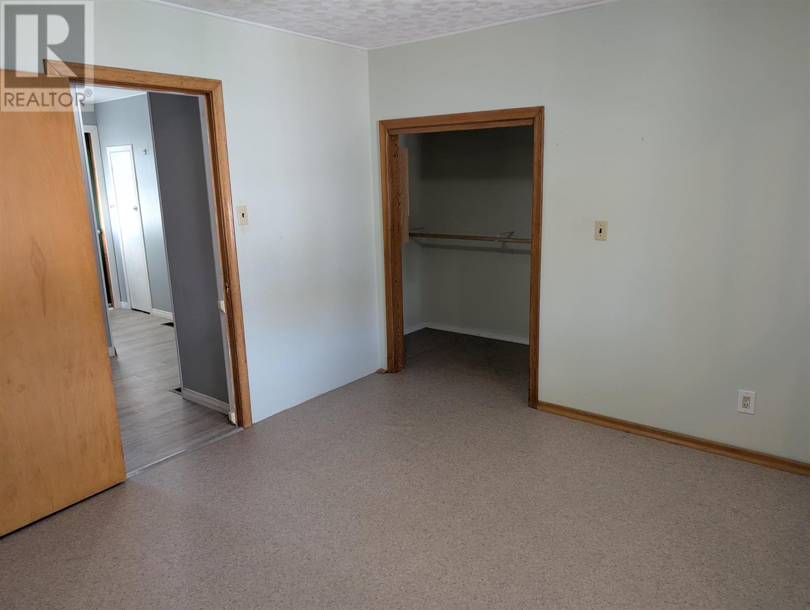 Photo 9 of 54 Magpie Rd, Wawa ON
