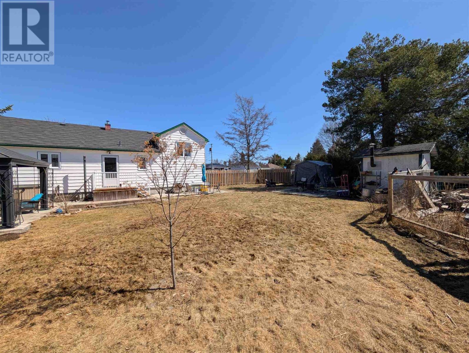 Photo 4 of 54 Magpie Rd, Wawa ON
