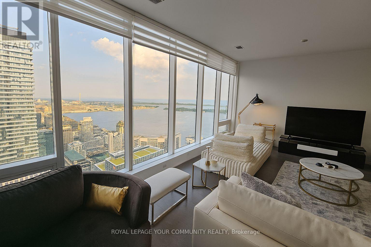 Photo 14 of 6503 10 York Street, Toronto ON