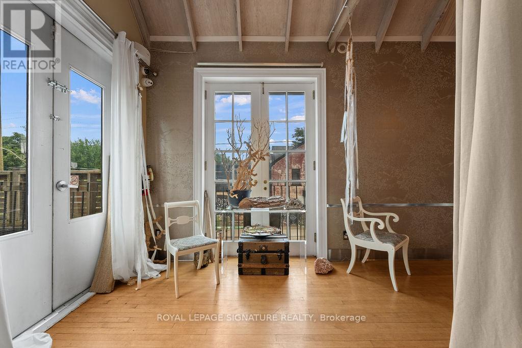 Photo 15 of 169 Brunswick Avenue, Toronto ON