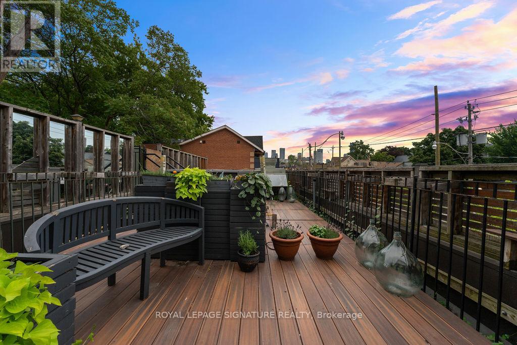 Photo 1 of 169 Brunswick Avenue, Toronto ON