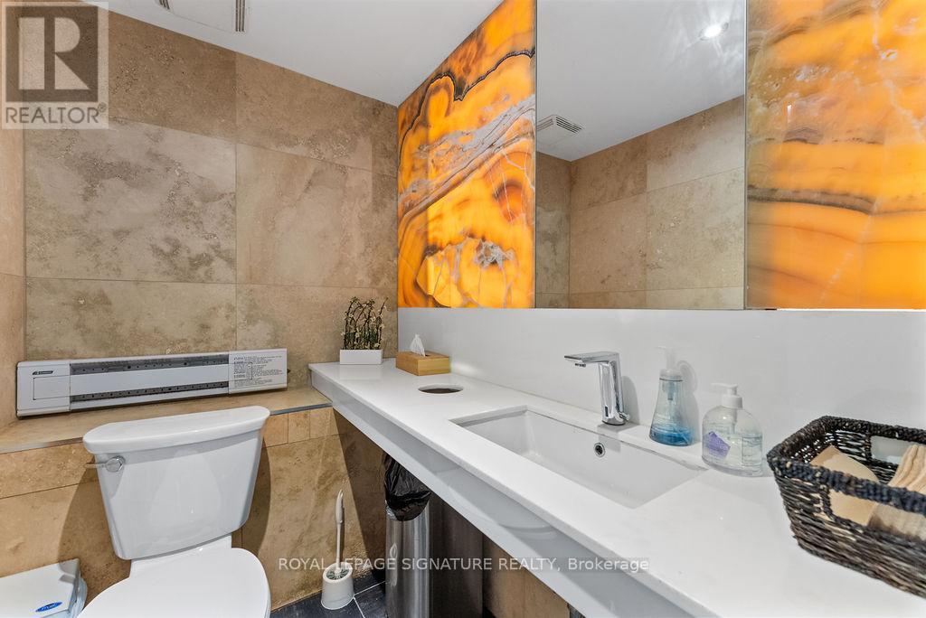 Photo 39 of 169 Brunswick Avenue, Toronto ON