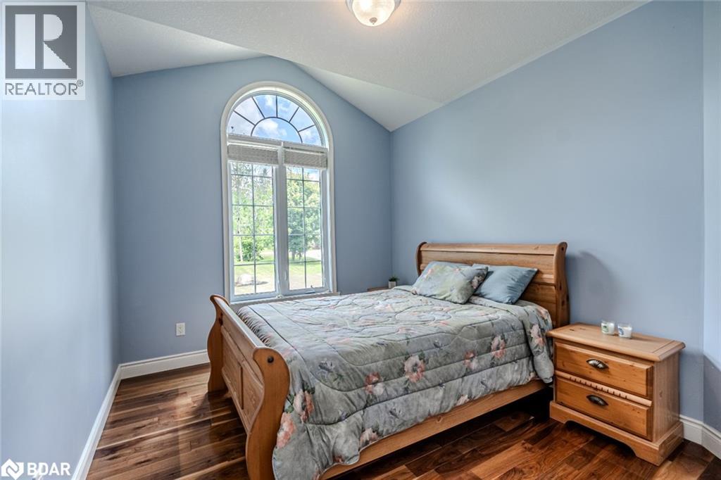 Photo 9 of 33 Springhome Road, Oromedonte ON
