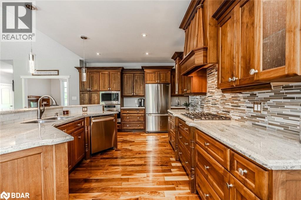 Photo 15 of 33 Springhome Road, Oromedonte ON