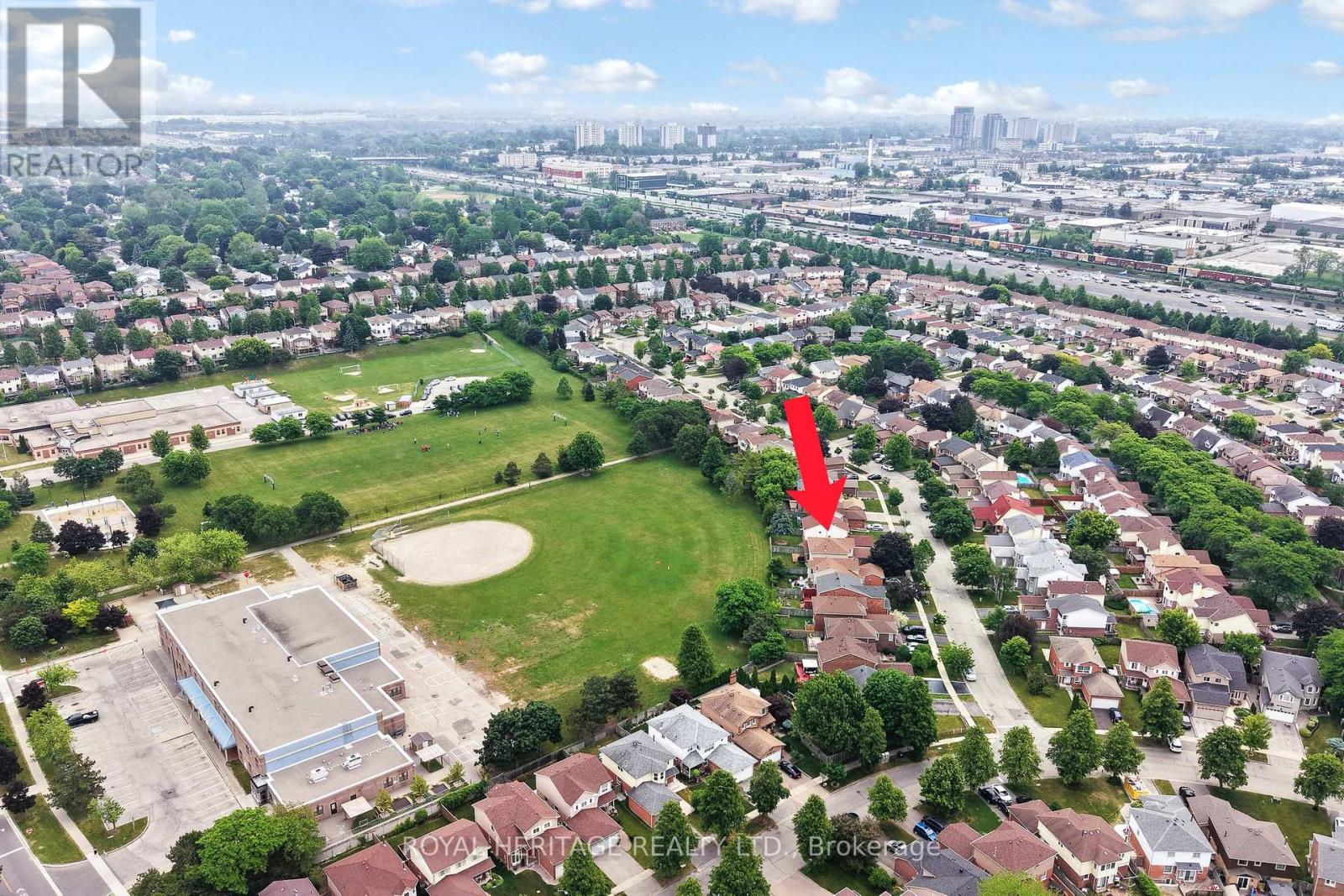 Photo 17 of 20 Reed Drive, Ajax ON