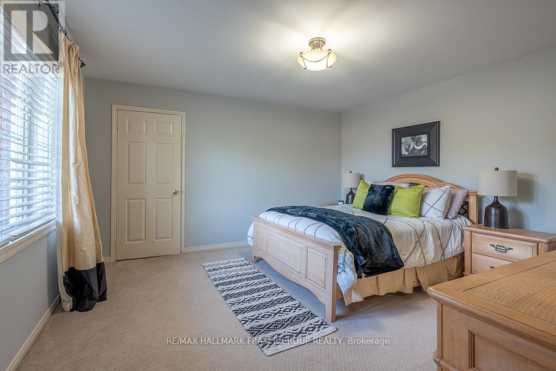 Photo 34 of 10 Weston Crescent, Ajax ON