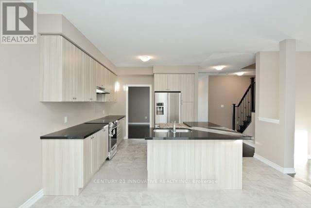 Photo 3 of 198 Crombie Street, Clarington ON