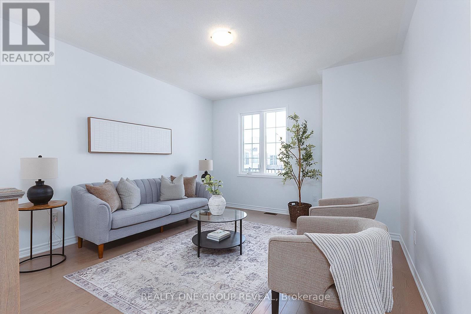 Photo 11 of 3311 Marchington Square, Pickering ON
