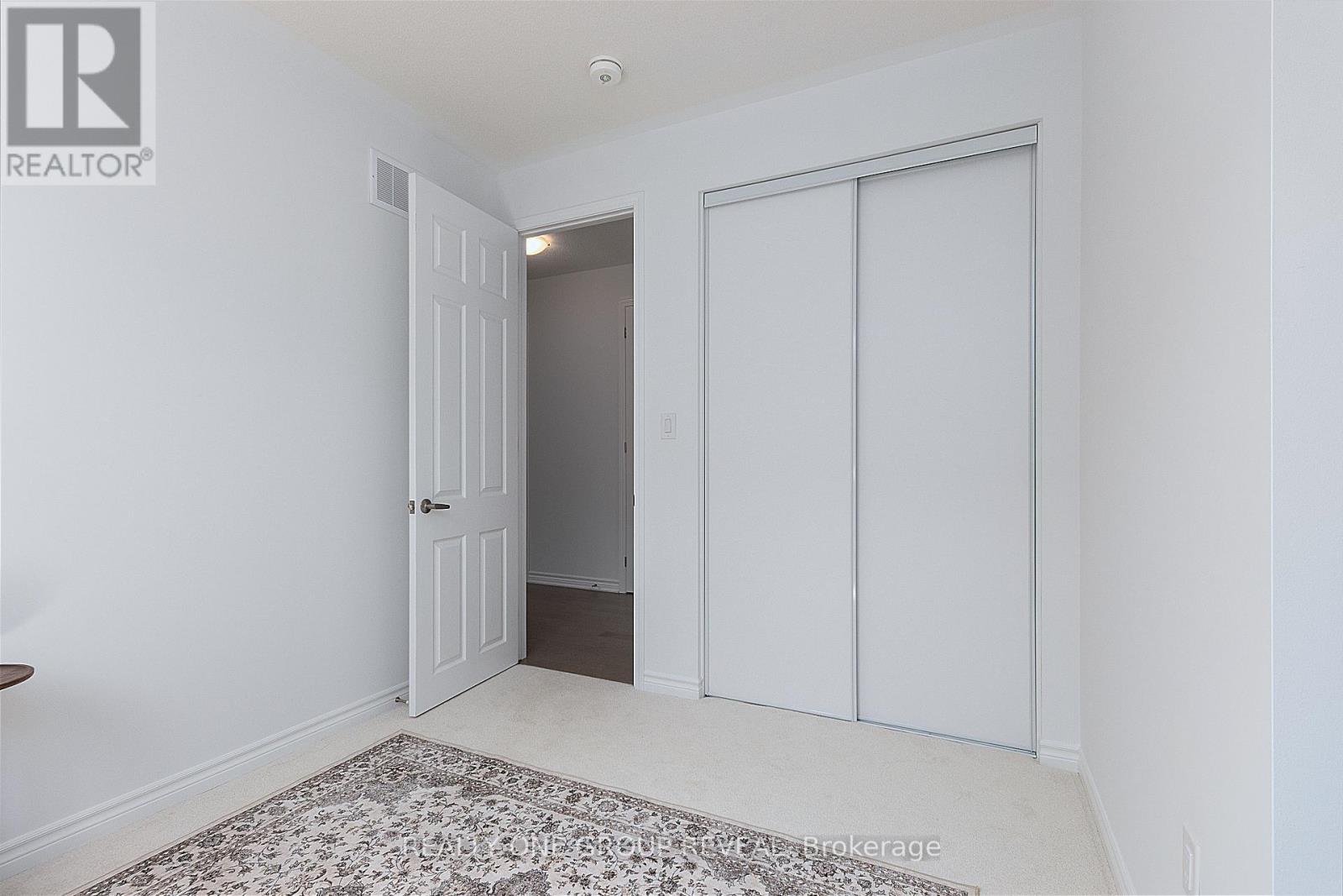 Photo 21 of 3311 Marchington Square, Pickering ON