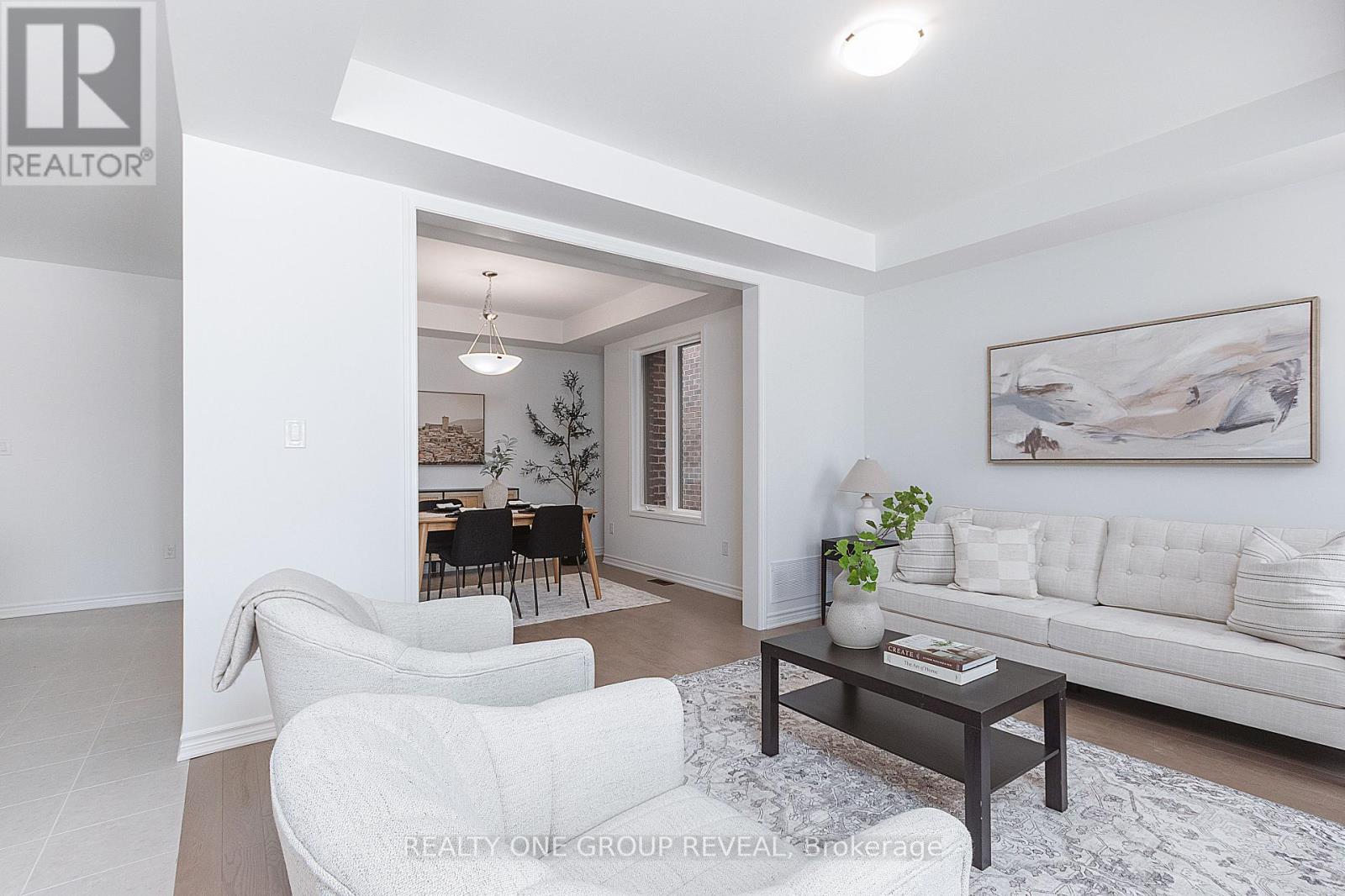 Photo 7 of 3311 Marchington Square, Pickering ON