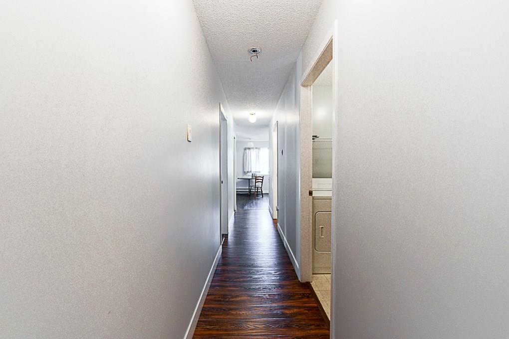 Photo 3 of 8 46160 Princess Avenue Chilliwack Proper East, Chilliwack BC