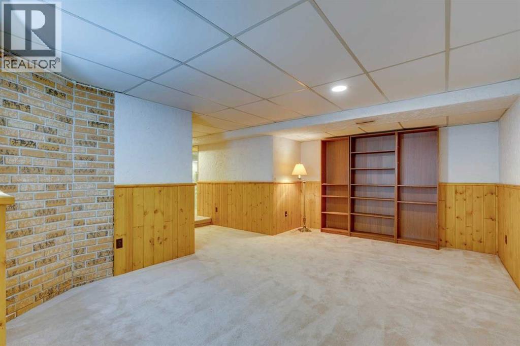 Single Family House for Sale in   Willow Park Drive SE Willow Park Calgary 