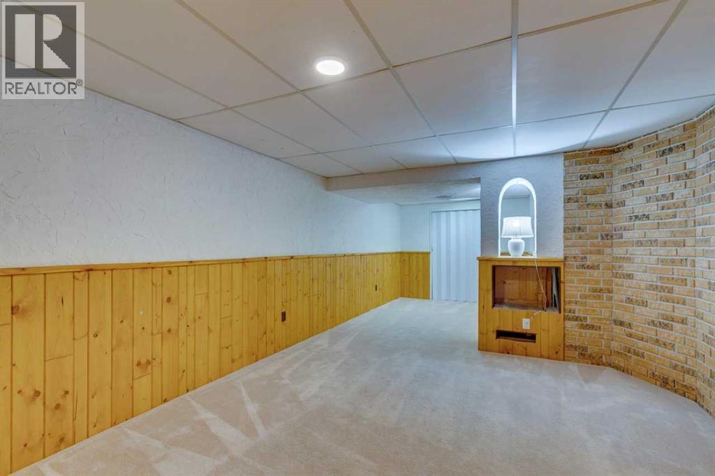 Single Family House for Sale in   Willow Park Drive SE Willow Park Calgary 