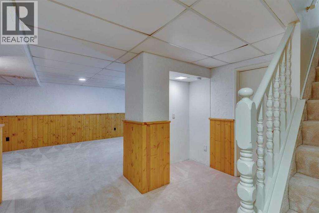 Single Family House for Sale in   Willow Park Drive SE Willow Park Calgary 