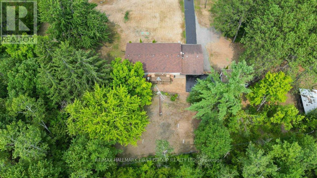 Photo 37 of 108666 Highway 7, Tweed ON