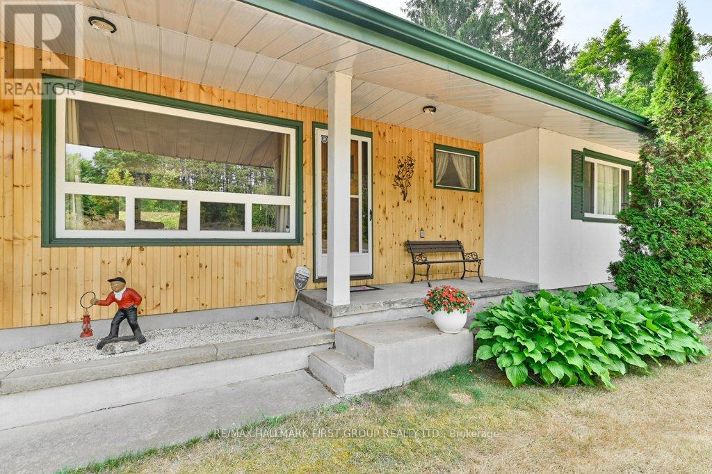 Photo 16 of 108666 Highway 7, Tweed ON