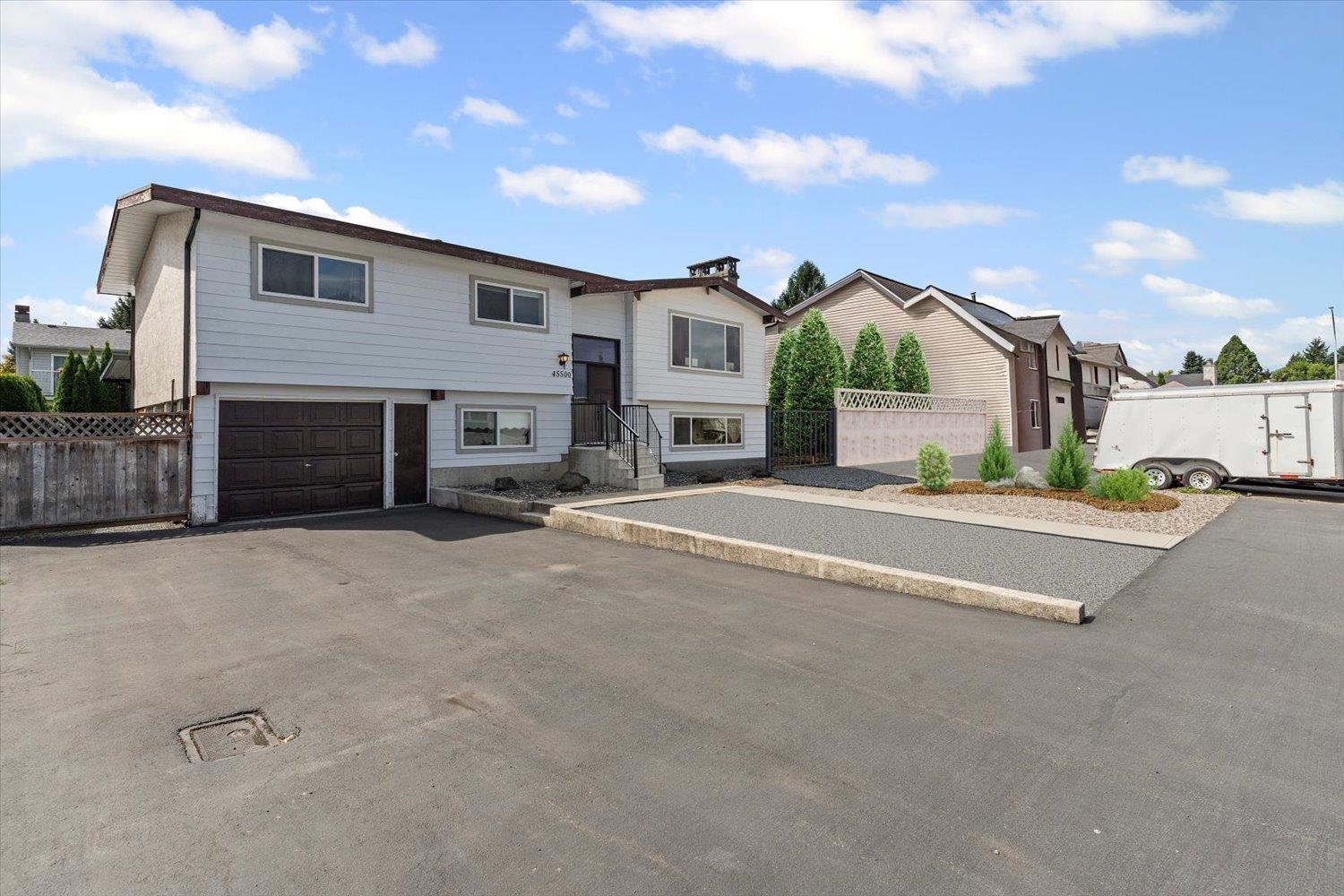 Photo 3 of 45500 Concord Avenue Sardis South, Chilliwack BC