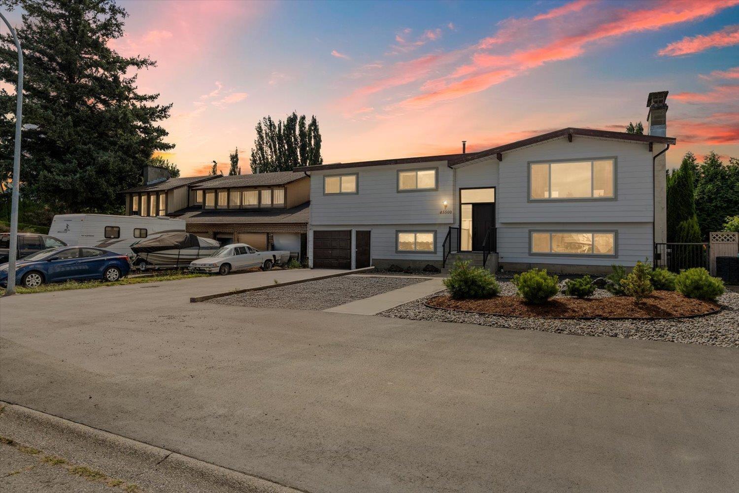 Photo 4 of 45500 Concord Avenue Sardis South, Chilliwack BC
