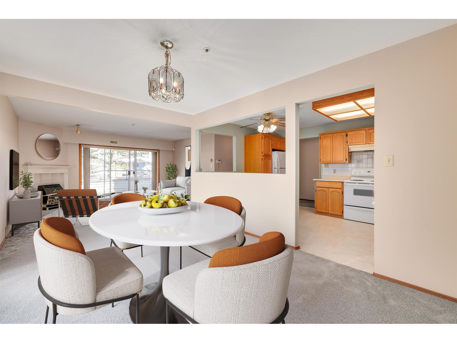 Photo 5 of 101 5377 201 A Street, Langley BC