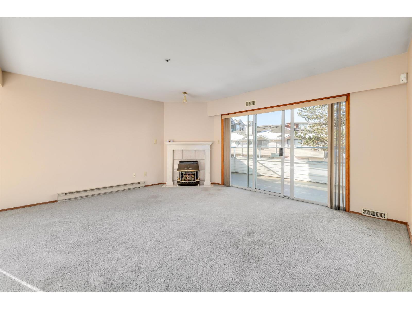 Photo 8 of 101 5377 201 A Street, Langley BC