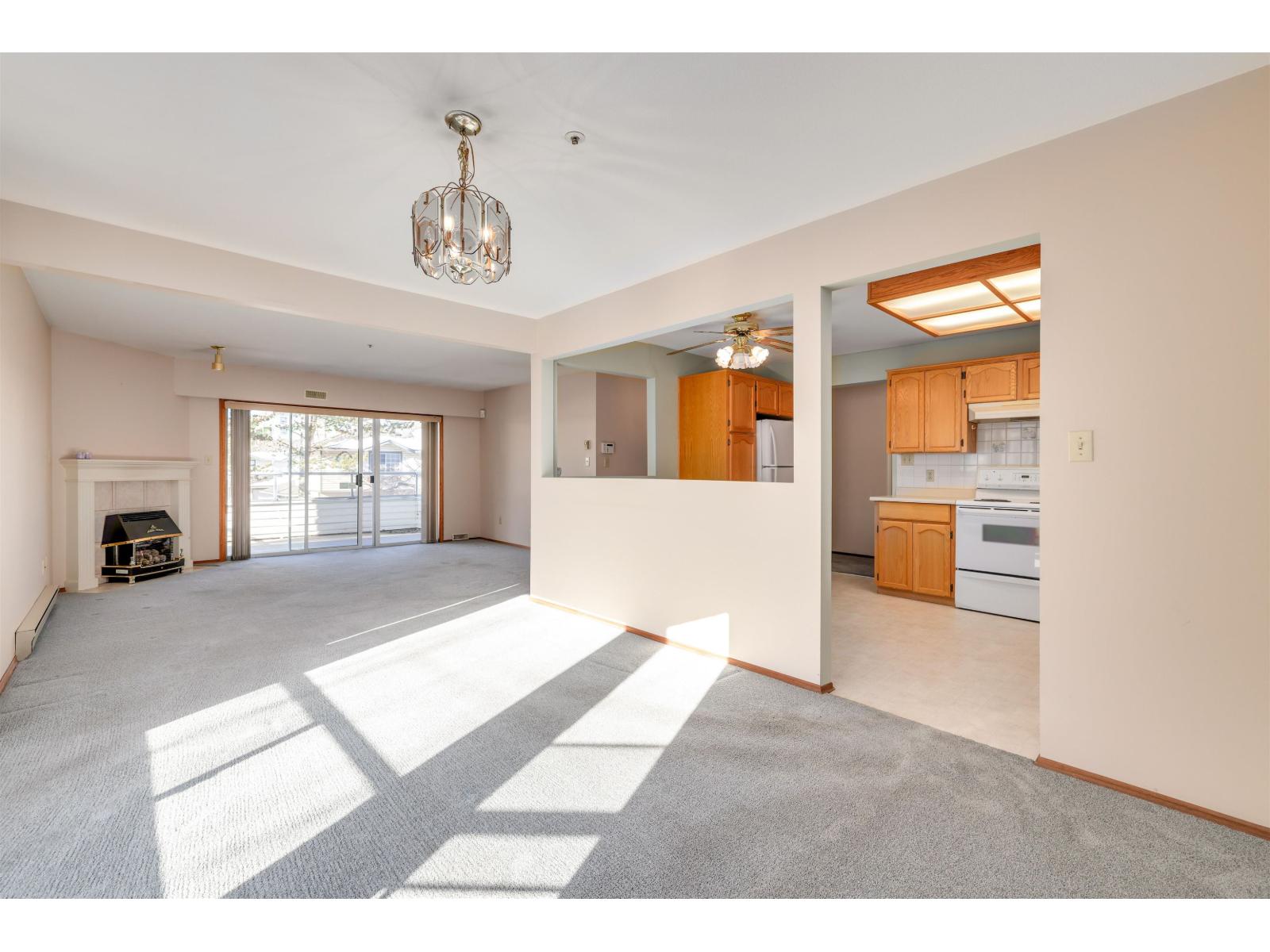 Photo 6 of 101 5377 201 A Street, Langley BC