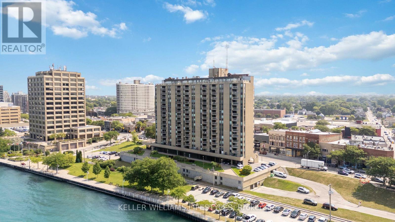 Photo 22 of 603 155 Front Street N, Sarnia ON