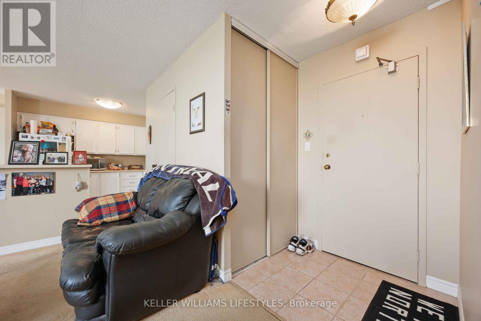 Photo 20 of 603 155 Front Street N, Sarnia ON