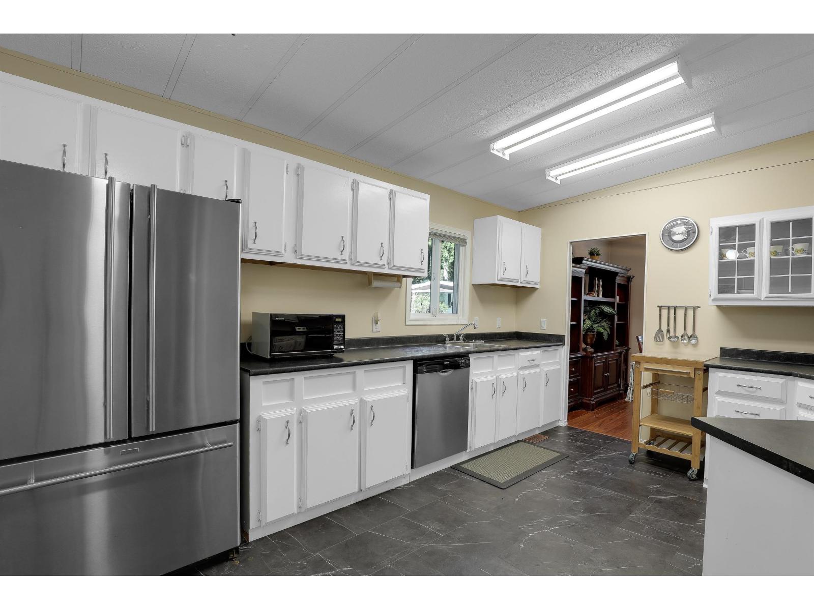 Photo 13 of 81 20071 24 Avenue, Langley BC
