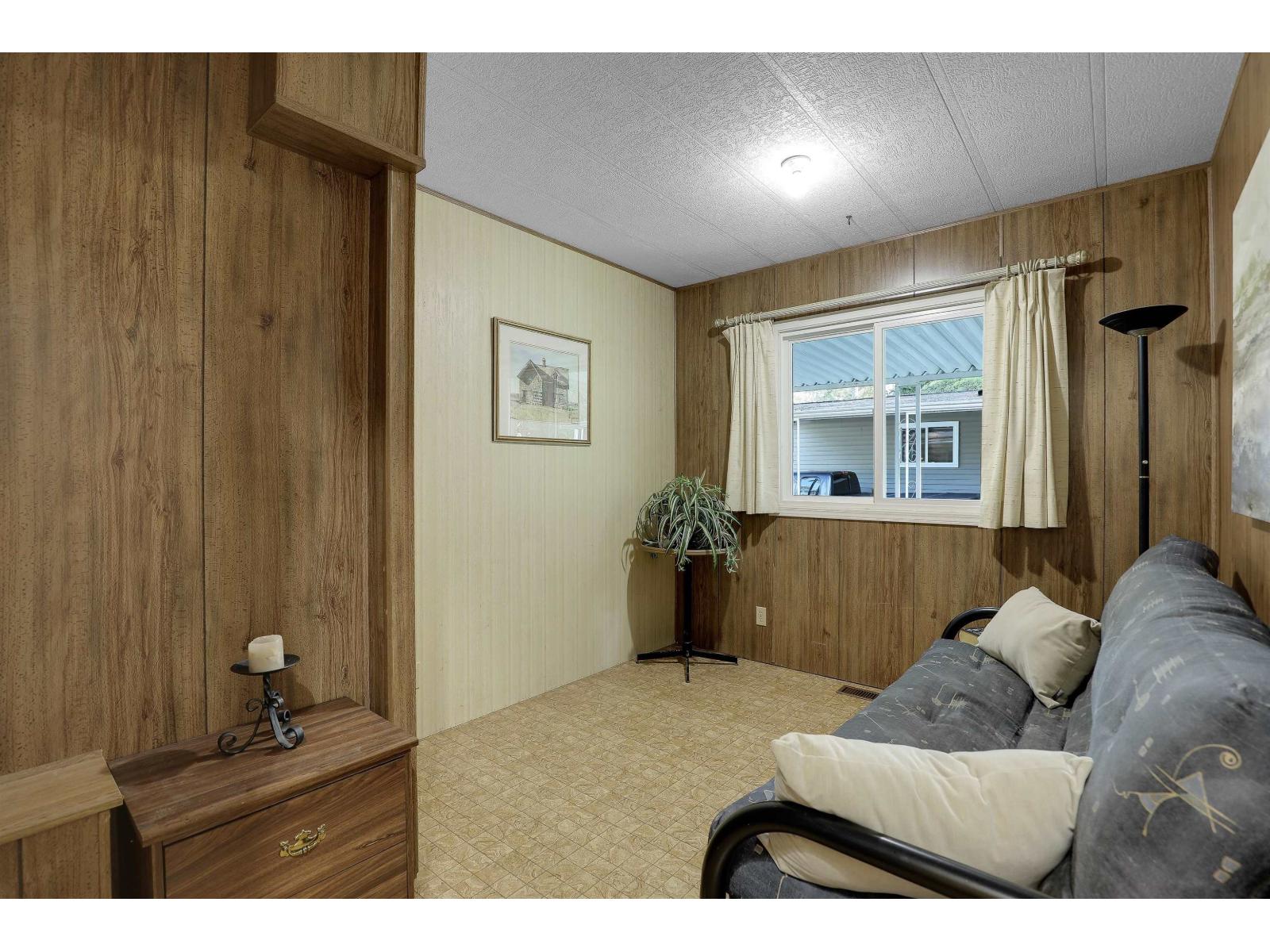 Photo 11 of 81 20071 24 Avenue, Langley BC