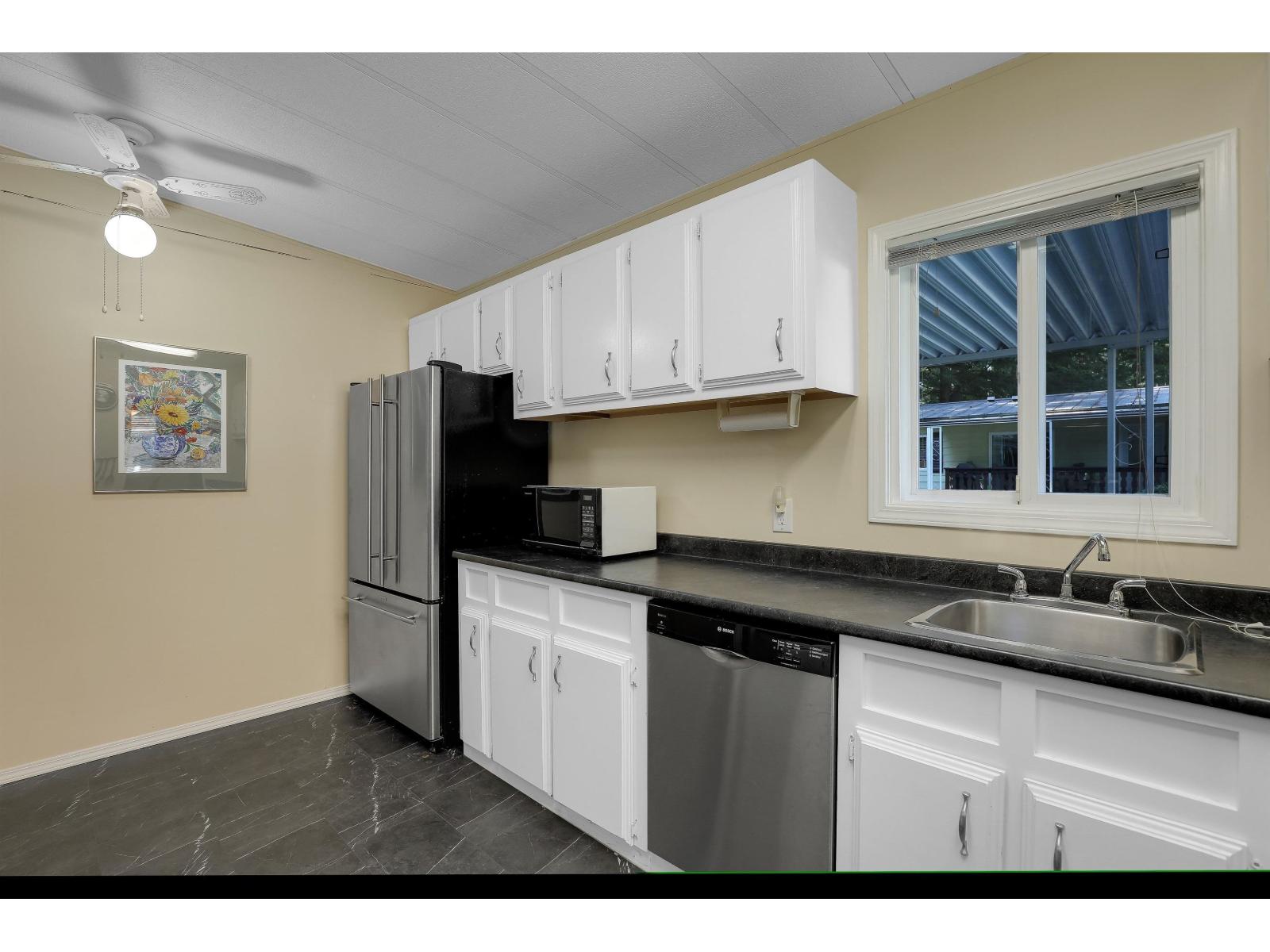 Photo 23 of 81 20071 24 Avenue, Langley BC