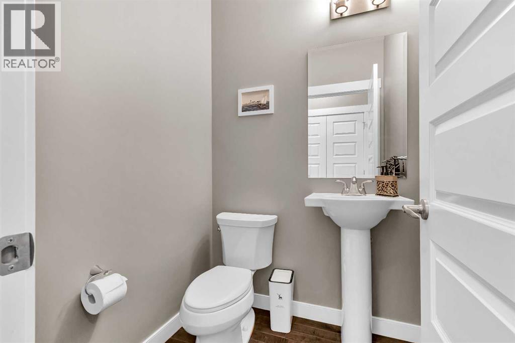 Single Family House for Sale in  Nolanfield Court NW Nolan Hill Calgary 