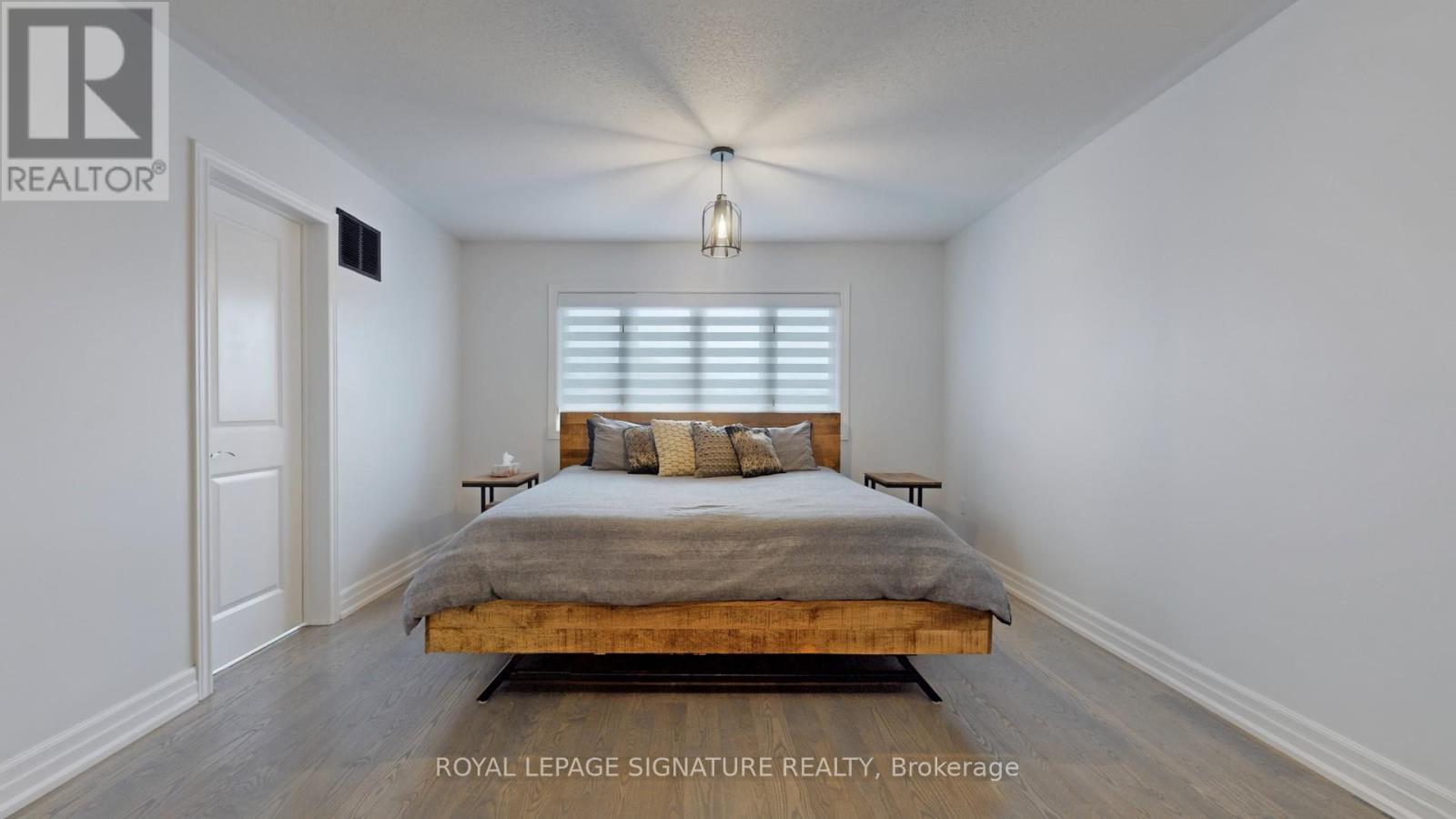 Photo 46 of 10 Foxton Road, Markham ON