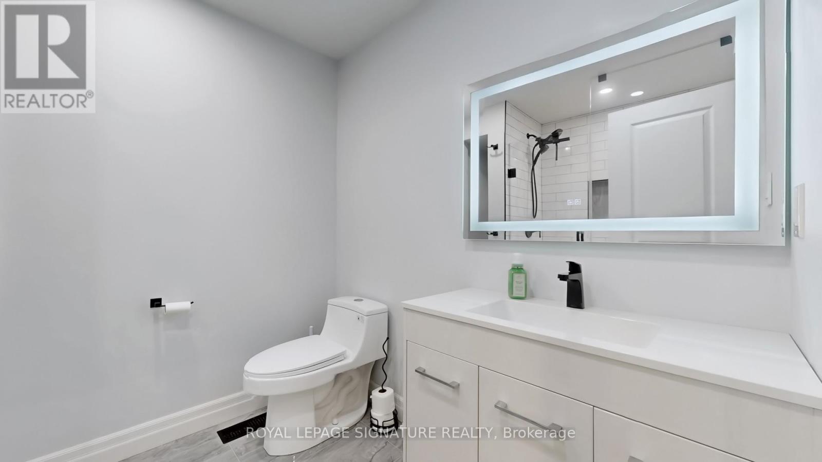 Photo 30 of 10 Foxton Road, Markham ON