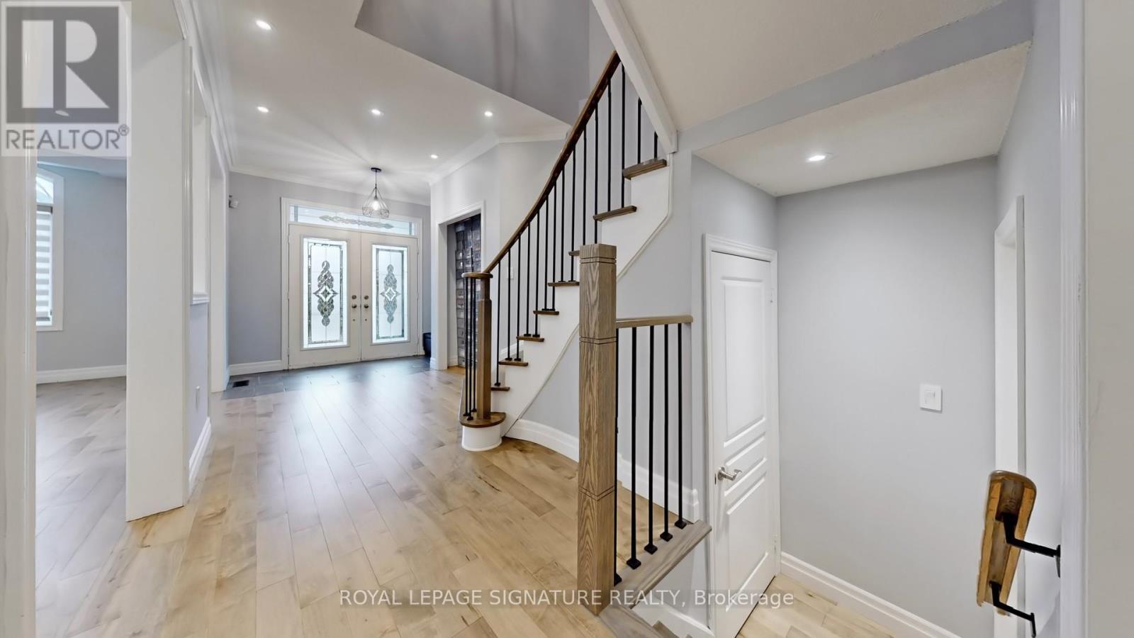 Photo 42 of 10 Foxton Road, Markham ON