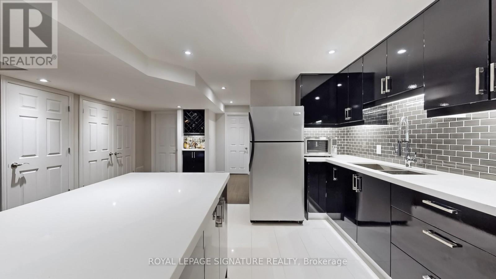 Photo 43 of 10 Foxton Road, Markham ON