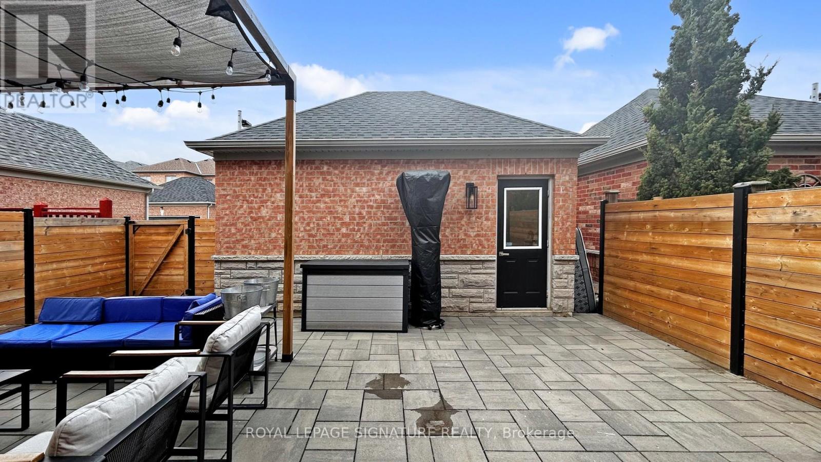 Photo 32 of 10 Foxton Road, Markham ON