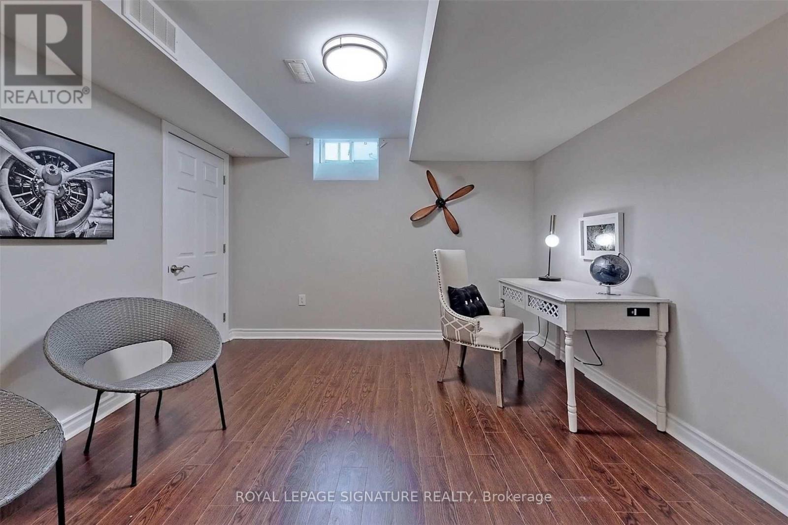 Photo 50 of 10 Foxton Road, Markham ON