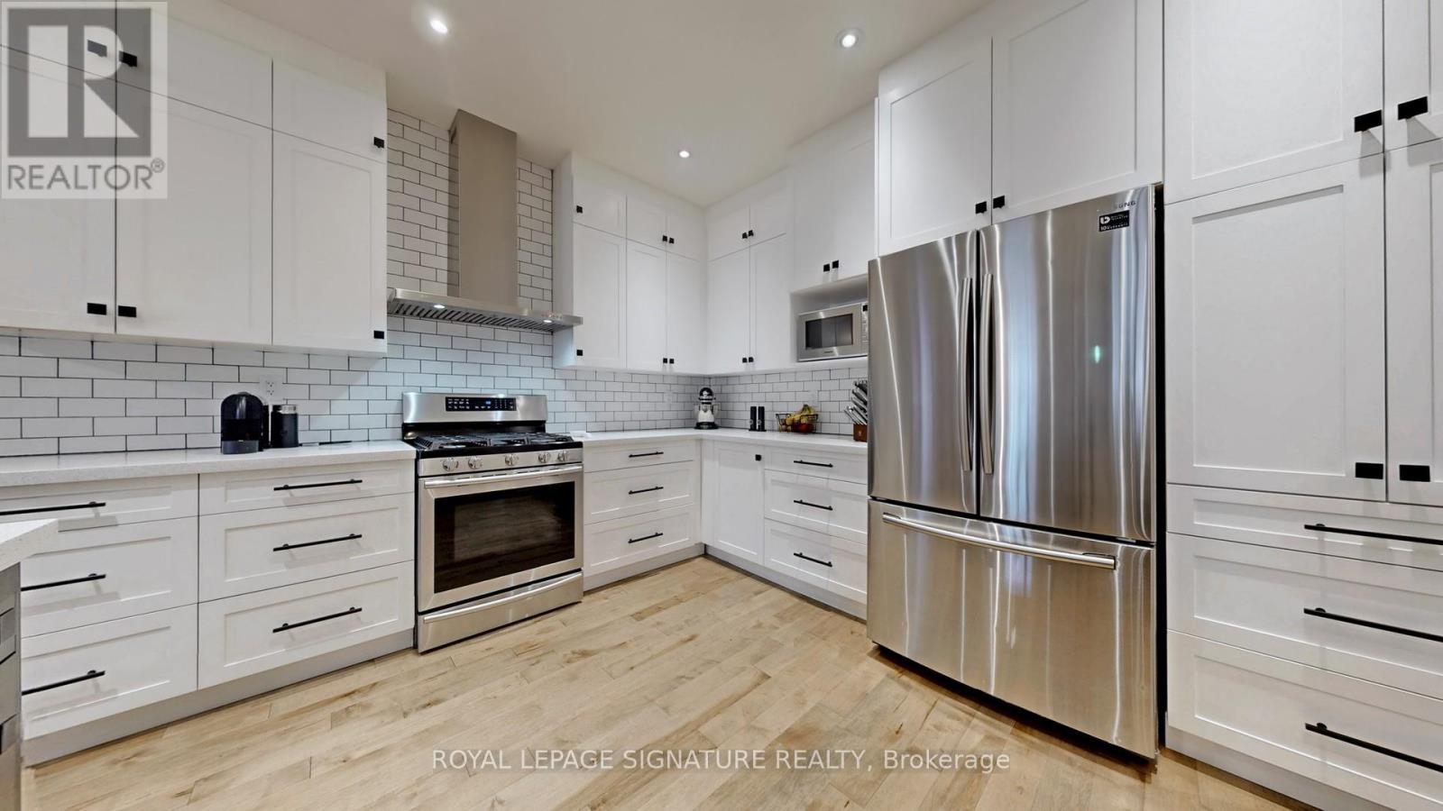 Photo 13 of 10 Foxton Road, Markham ON
