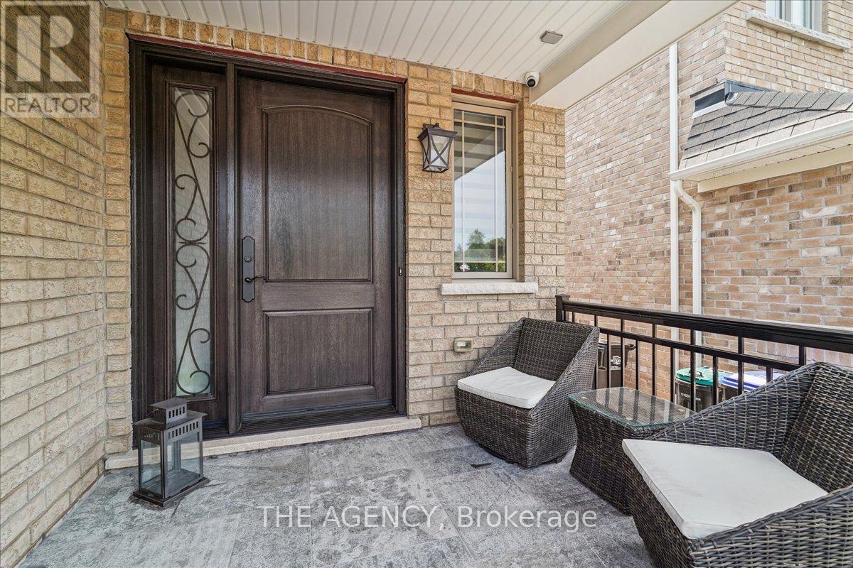 Photo 41 of 77 Sharpe Crescent, New Tecumseth ON