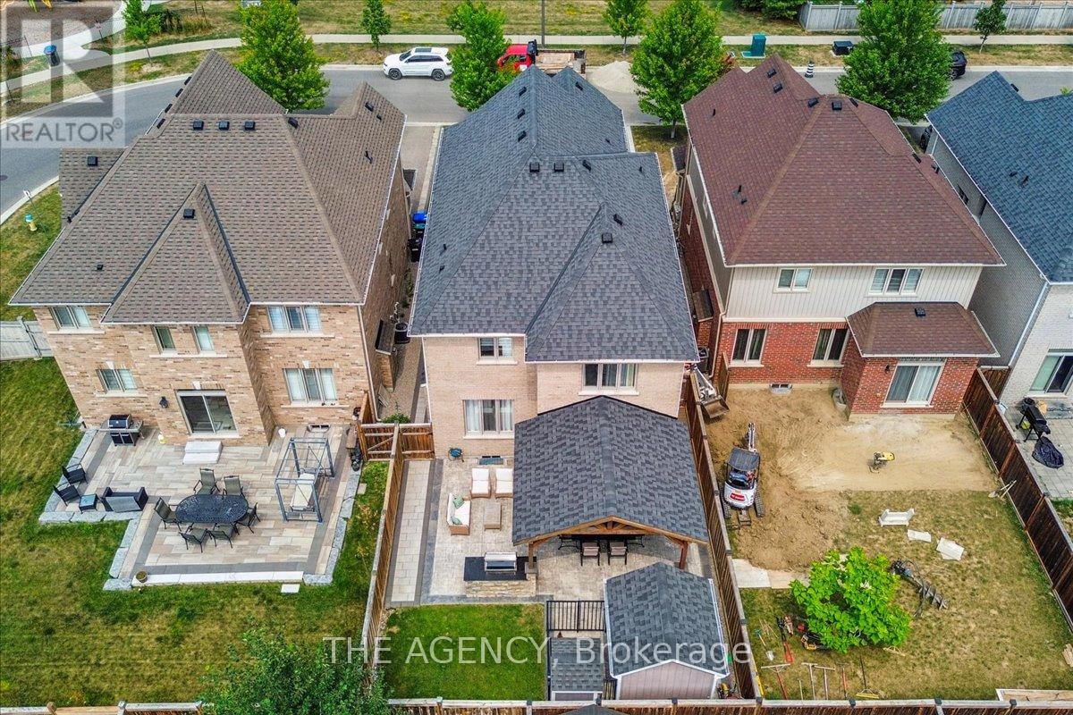 Photo 25 of 77 Sharpe Crescent, New Tecumseth ON