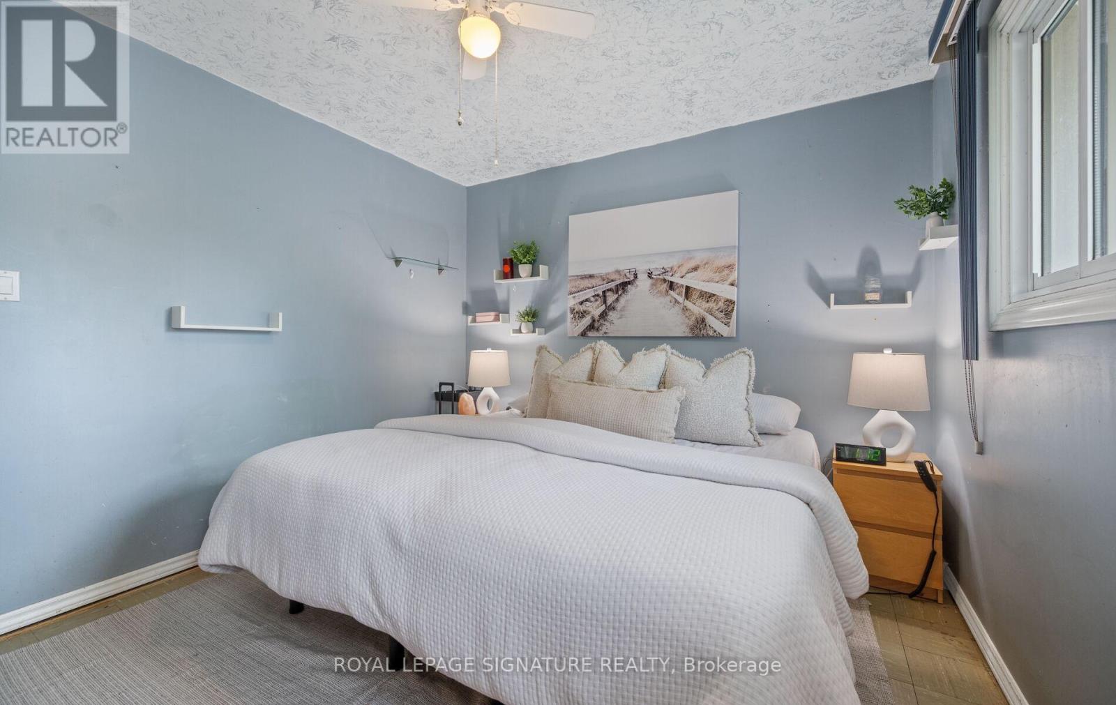 Photo 35 of 1359 10th Line, Innisfil ON