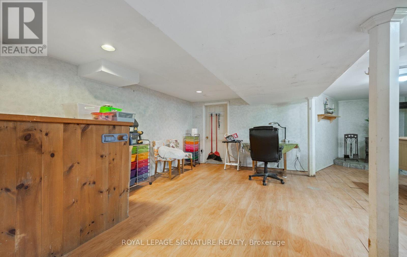 Photo 40 of 1359 10th Line, Innisfil ON