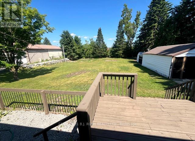 Photo 21 of 19 Finlay Mill Road, Springwater ON