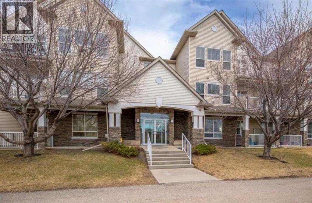 101, 1000 Applevillage Court SE, Calgary, Alberta