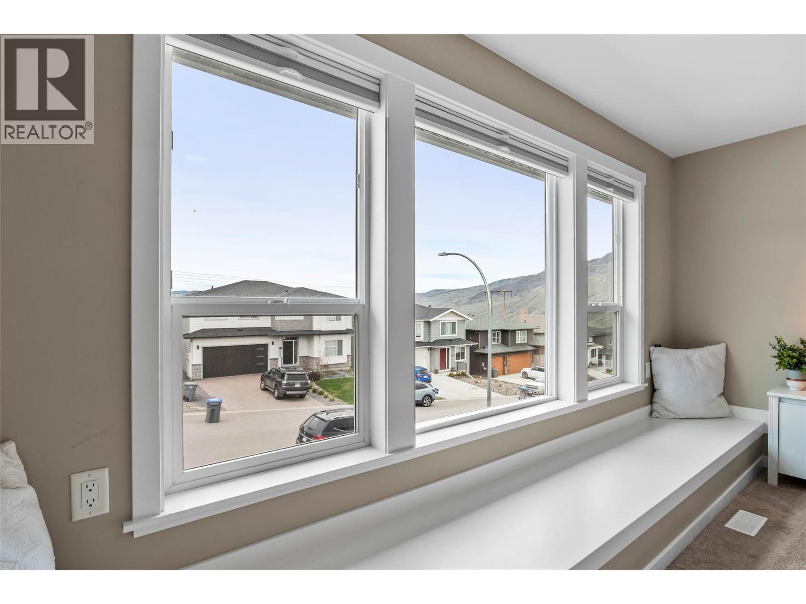 Photo 5 of 2270 Saddleback Drive, Kamloops BC