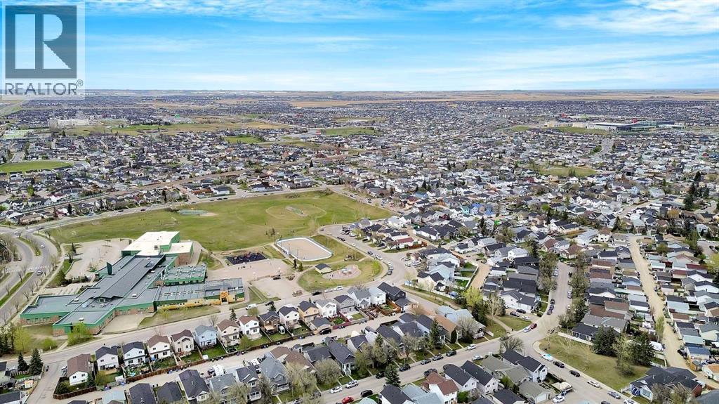 Photo 24 of 59 Martin Crossing Park Ne, Calgary AB