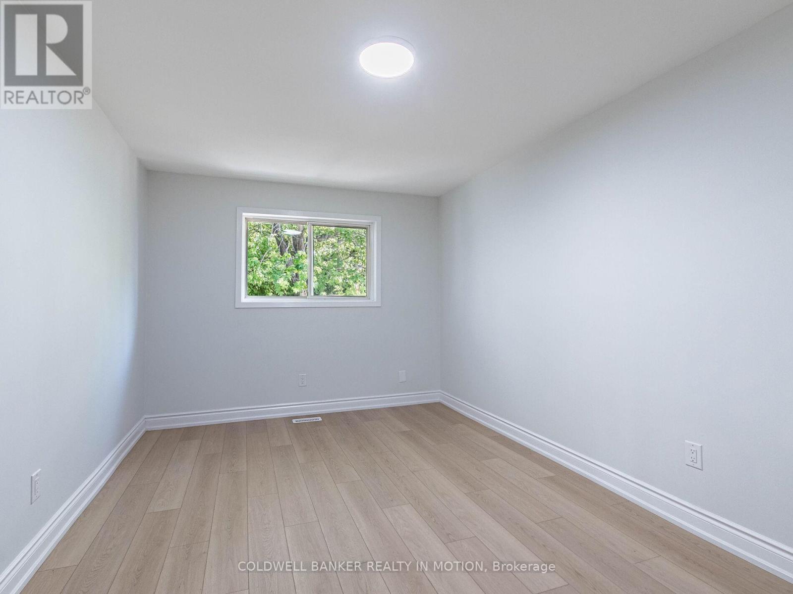 Photo 16 of 7738 Kittridge Drive, Mississauga ON